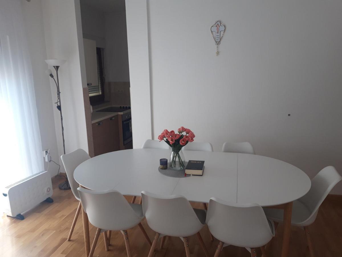 Marys Home Apartment Medugorje Bagian luar foto