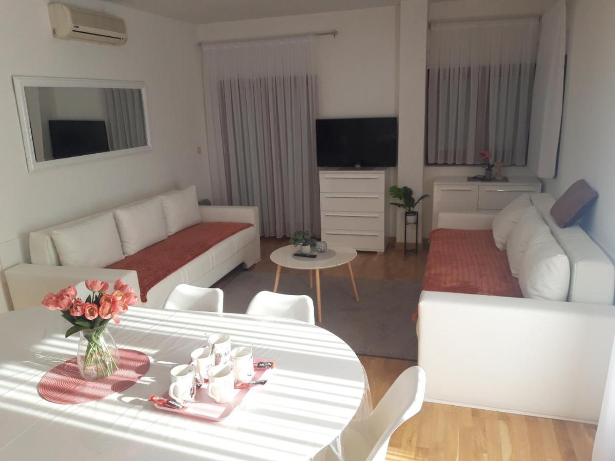 Marys Home Apartment Medugorje Bagian luar foto