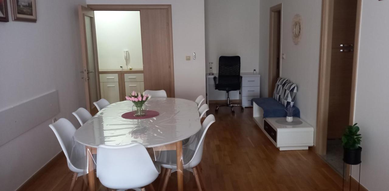Marys Home Apartment Medugorje Bagian luar foto