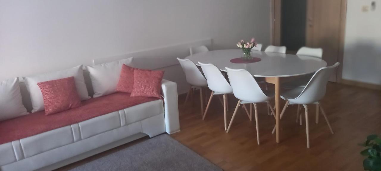 Marys Home Apartment Medugorje Bagian luar foto